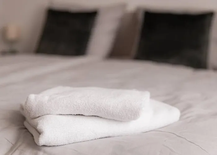 Hirschhoehe Im Taunus Apartment *