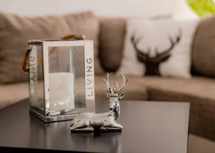 Hirschhoehe Im Taunus