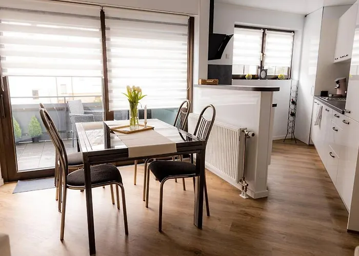 Hirschhoehe Im Taunus * Neu-Anspach